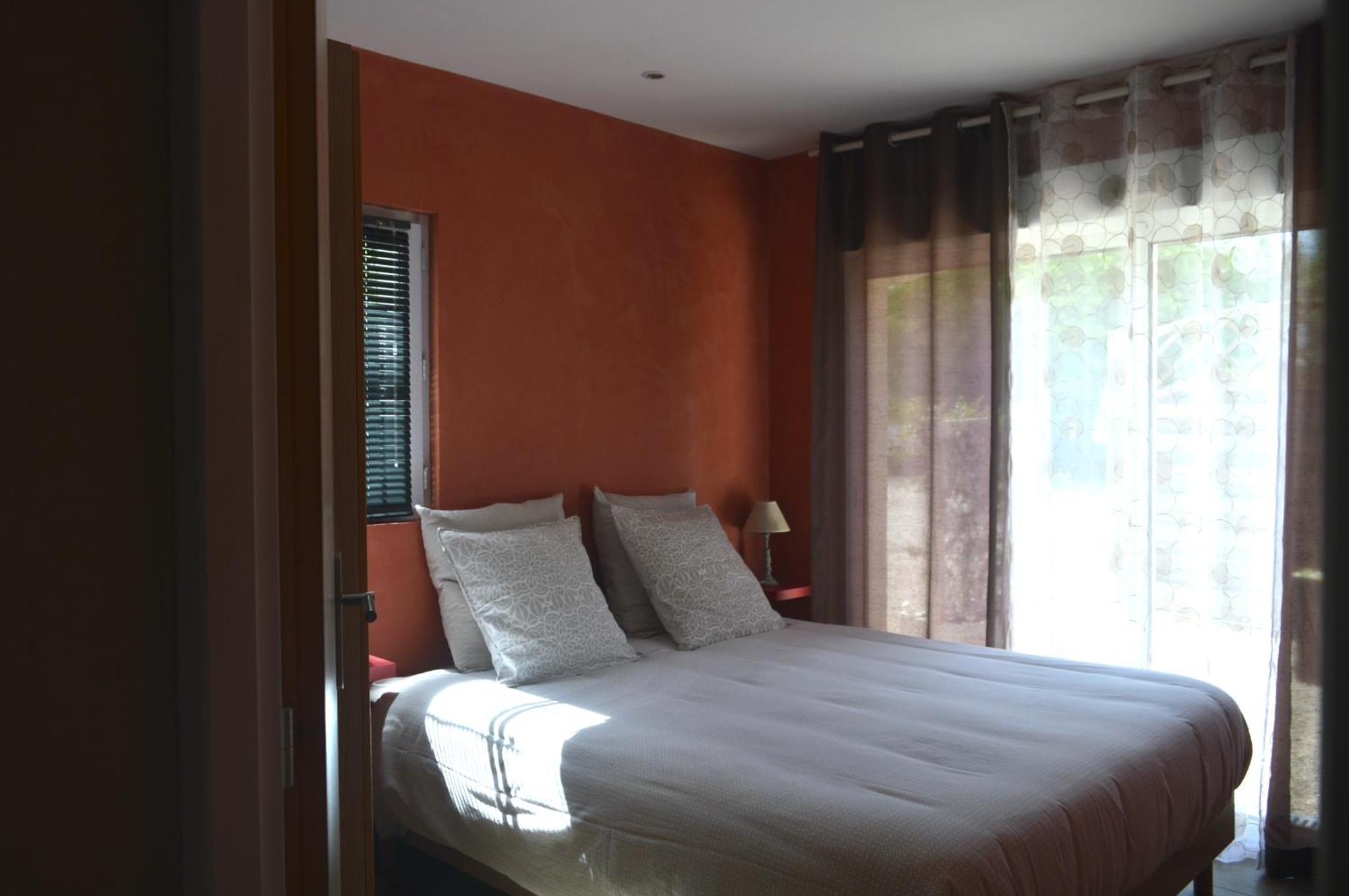 Au Coeur Du Bien-Etre, Gite Avec Piscine Chauffee Et Couverte, Spa, Sauna, Massages Monteaux Bagian luar foto